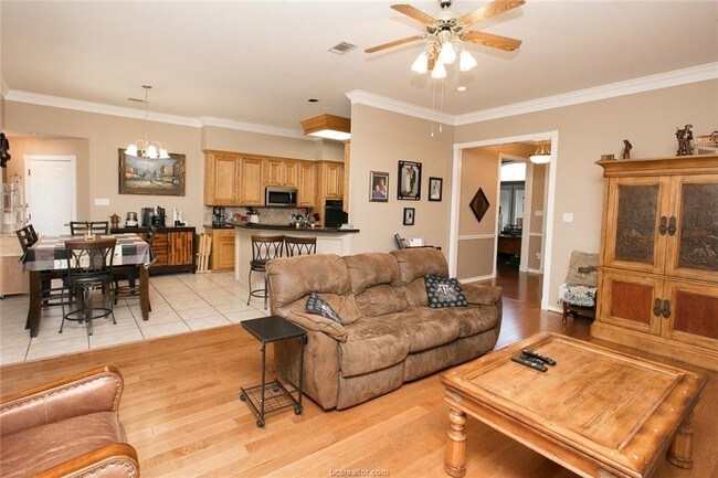 Foto del edificio - 9307 Chadwick Ln