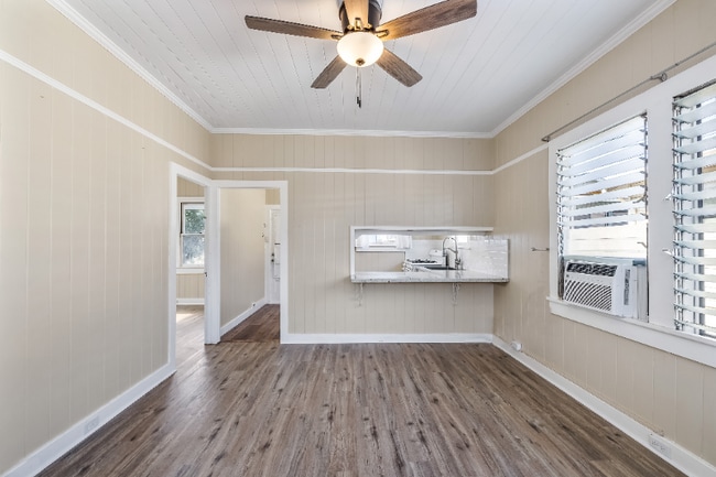 Foto del edificio - 3159 Lincoln Ave