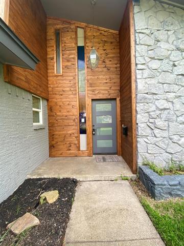 Foto del edificio - 13105 Mitchwin Rd