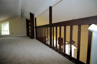 Building Photo - 1903 Brushy Creek Dr
