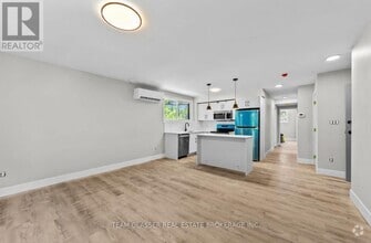 Building Photo - 400 Scenic Dr