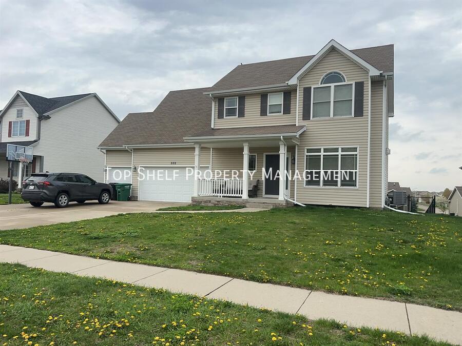 Foto principal - 332 NW Driftwood Dr