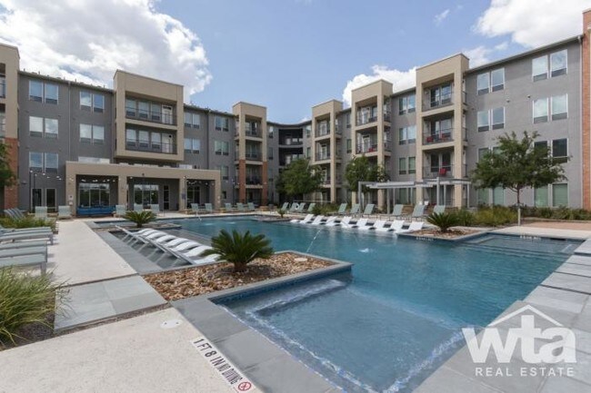 Building Photo - 2 bedroom in SAN ANTONIO TX 78235