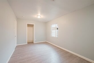 Building Photo - 9302 Fairland Dr