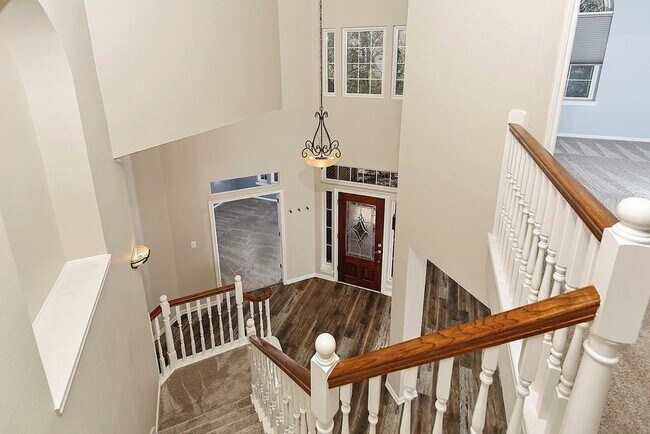 Foto del edificio - 6 Thornbush Pl