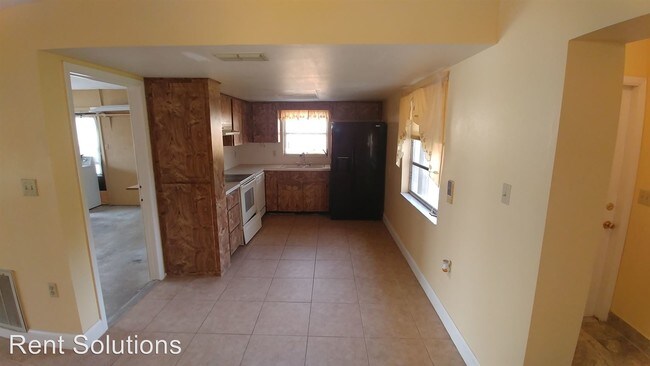 Building Photo - 3 br, 2 bath House - 8403 Moulton Drive