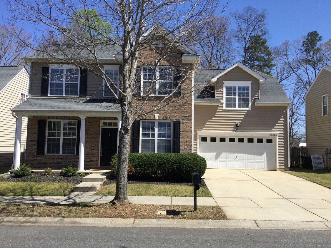 13526 Delstone Drive House Rental in Huntersville, NC