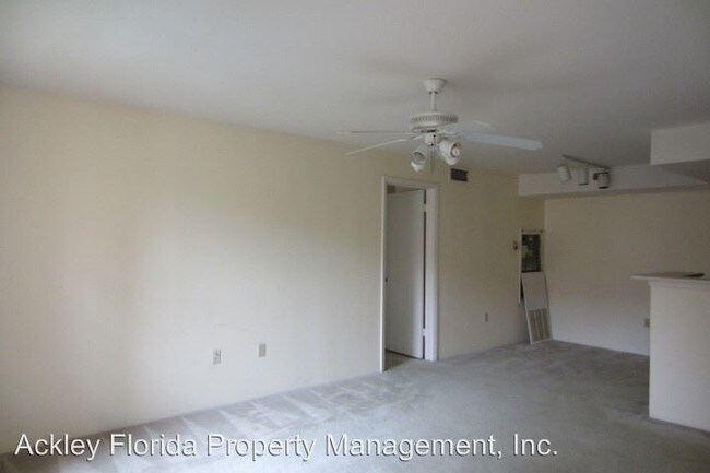 Building Photo - 3012 Parkway Blvd