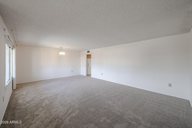 Foto del edificio - 19610 N Lakeforest Dr
