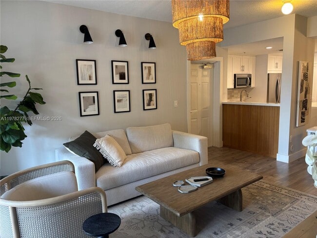 Foto del edificio - 6700 NW 114th Ave