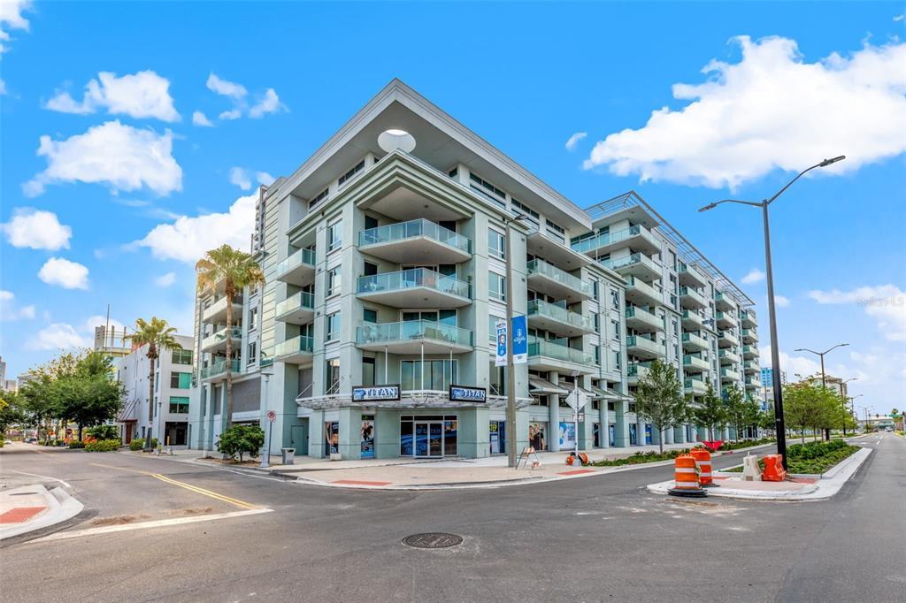 Foto principal - 912 Channelside Dr