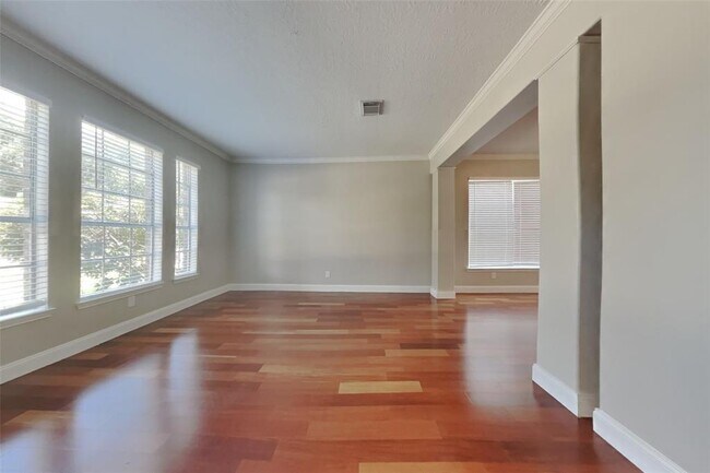 Foto del edificio - 21431 Park Post Ln
