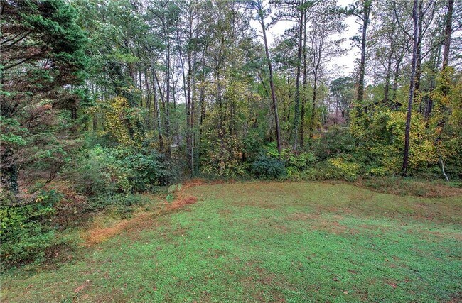 Building Photo - 5217 Highland Trail