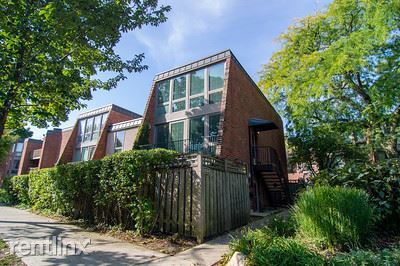 Primary Photo - 3 br, 1.5 bath Condo - 2044 N Larrabee St