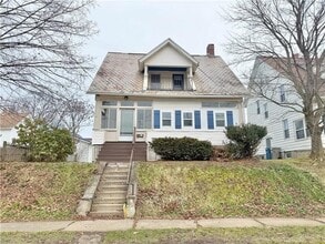 Building Photo - 657 North St