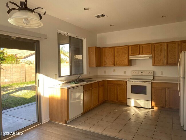 Building Photo - 12534 W Bird Ln