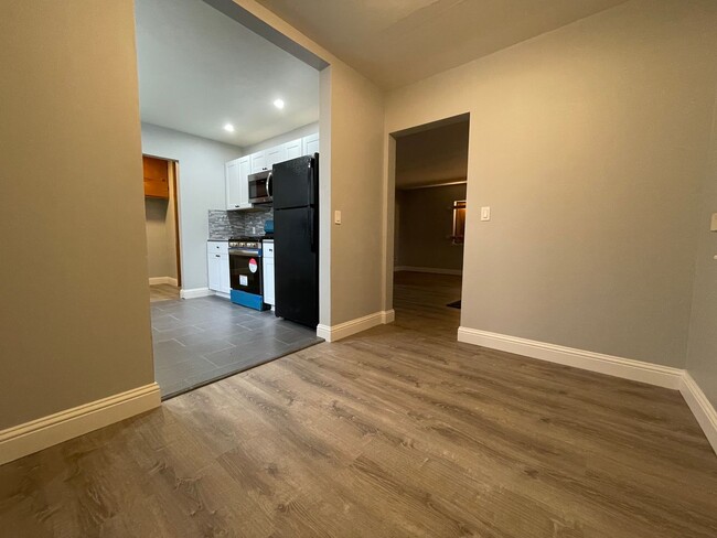 Foto del edificio - Newly Remodeled 2-Bedroom Home in Sacramento!