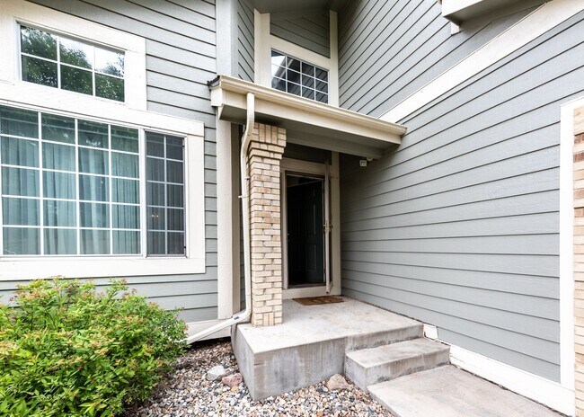 Building Photo - Spacious 5 Bedroom in D20 centrally located