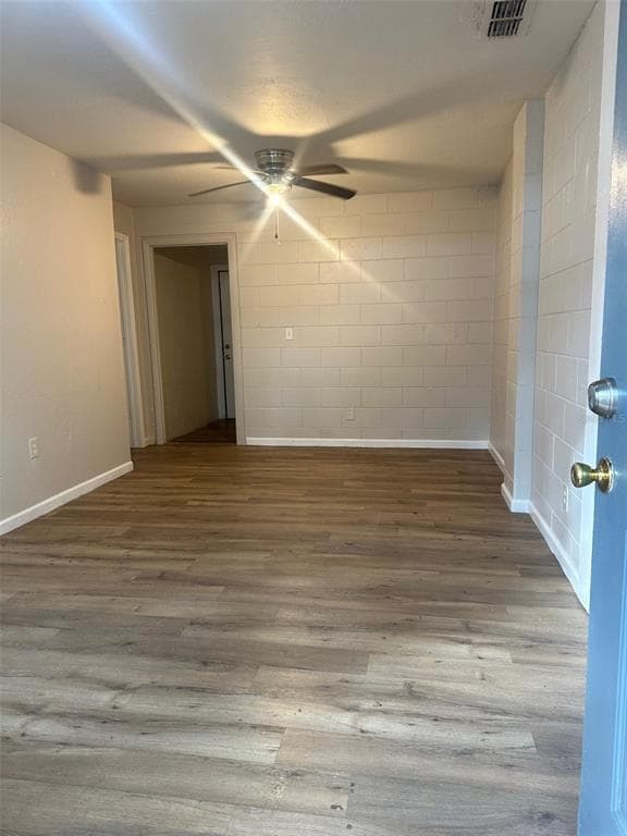 Foto del edificio - 657 NE Waldo Rd