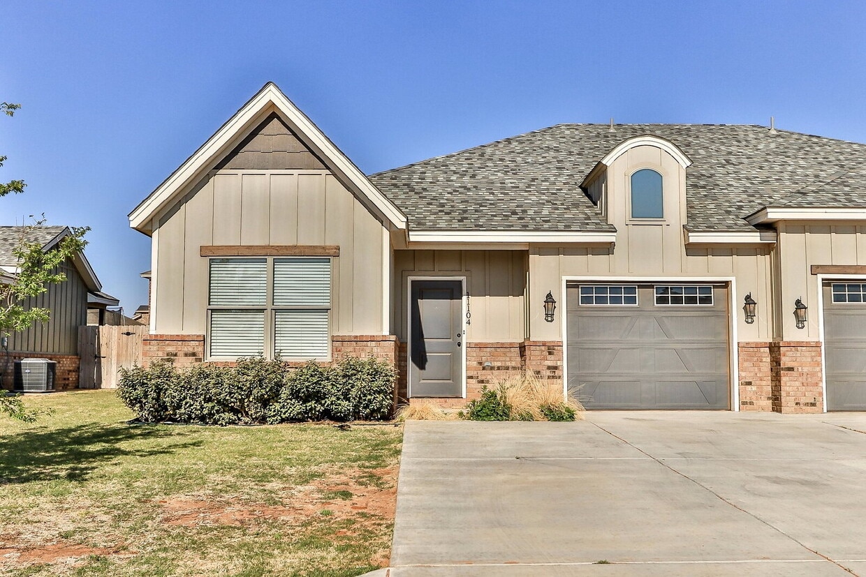 Foto principal - NO DEPOSIT / 6 month or 12 month lease accepted /New Cooper Meadows Subdivision/ South Lubbock CISD