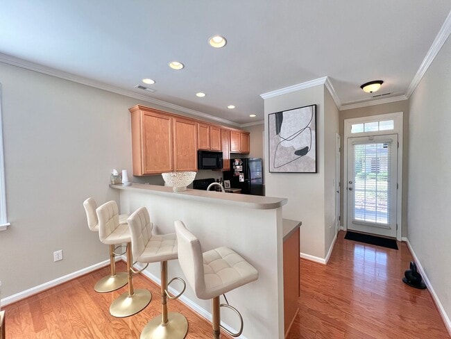 Photo - Beautiful 3BD, 2.5BA Raleigh Townhome in t...