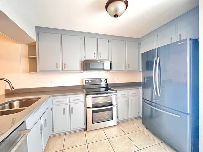 Foto del edificio - 3724 54th Ln