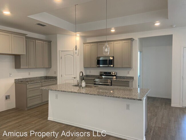 Building Photo - 3 br, 2 bath House - 8904 Winfield Avenue