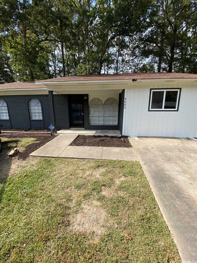 4000 Wooddale Dr, Little Rock, AR 72209 House Rental in Little Rock