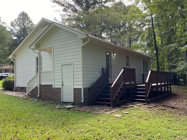 Building Photo - 3 bedroom close to Downtown Wendell