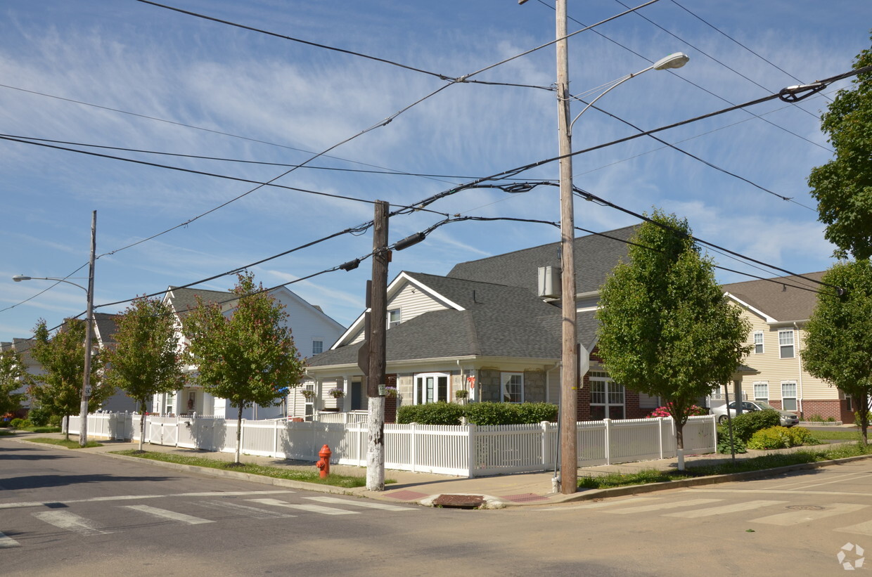 Primary Photo - Temple University Student Housing Portfolio