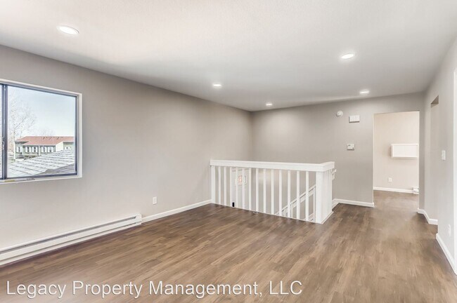 Foto del edificio - 4 br, 1.5 bath House - 995 Sir Galahad Drive