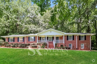 Building Photo - 523 Toombs St