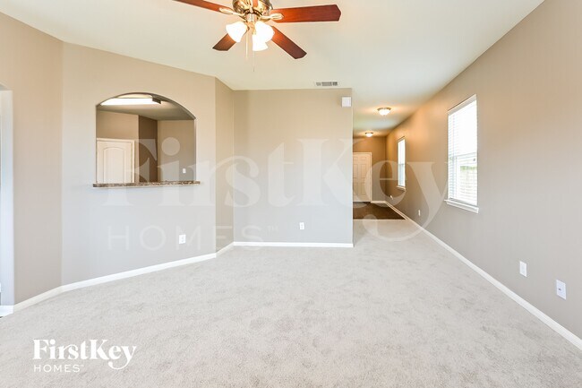 Foto del edificio - 5914 Treasure Cove Rd