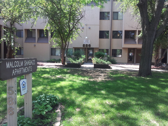 Foto del edificio - Malcolm Shabazz Apartments