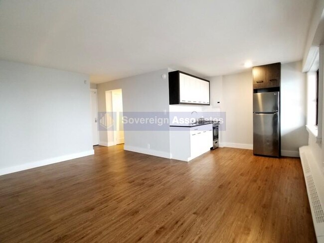 Building Photo - 1370 Saint Nicholas Avenue