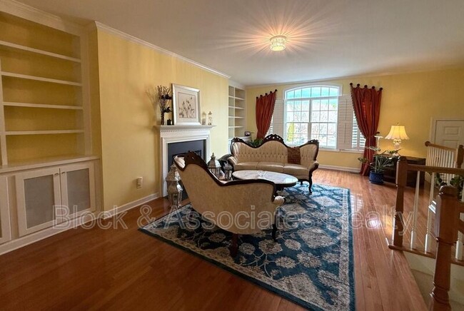 Foto del edificio - 3134 Hudson Hill Ln