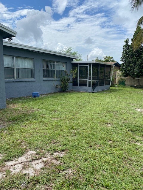 Foto del edificio - 3361 NW 21st St