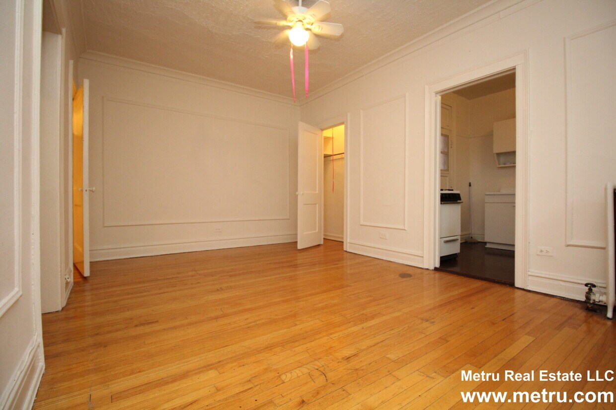 641 W Patterson Ave Unit 1S, Chicago, IL 60613 Condo for Rent in