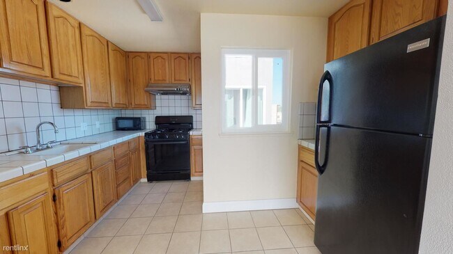 Foto del edificio - 1 br, 1 bath House - 2008 Judah St Private...