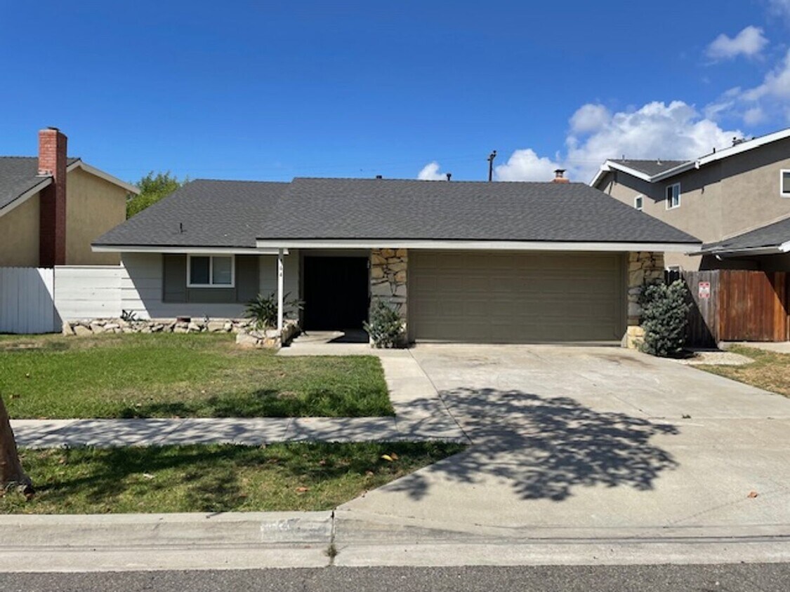 Primary Photo - Remodeled Pool Home in Costa Mesa
