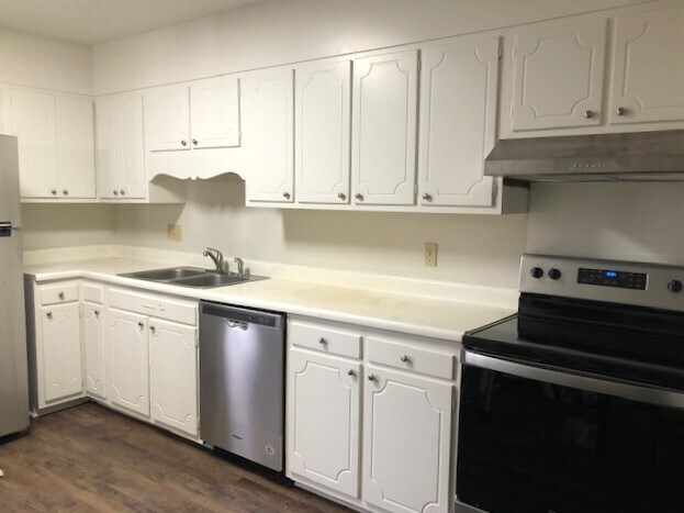 Cocina - 211 E Northpoint Avenue