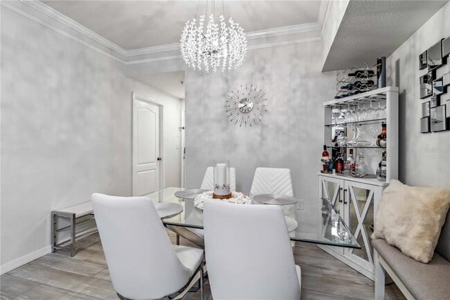 Building Photo - 4106 Central Sarasota Pkwy