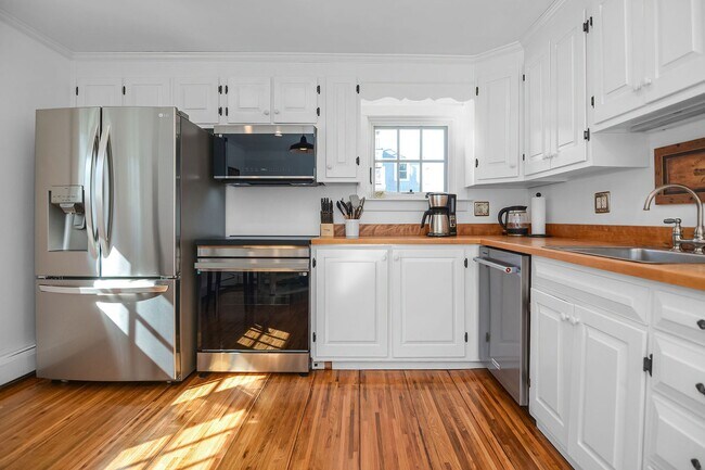 Foto del edificio - WINTER RENTAL: Mill Brook House