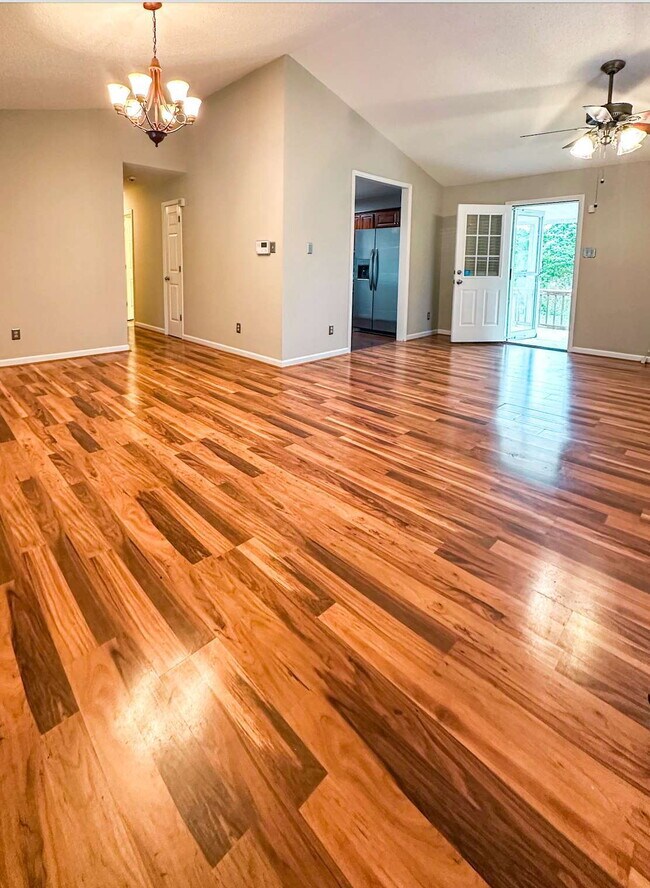 Foto del edificio - 3-Bedroom Ranch on 1 Acre in Oxford
