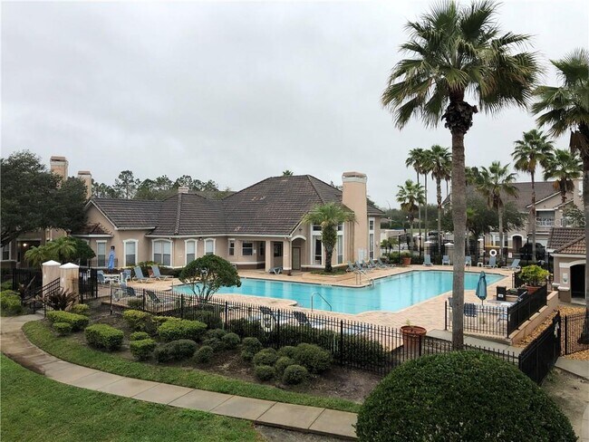 Building Photo - 10504 Villa View Cir