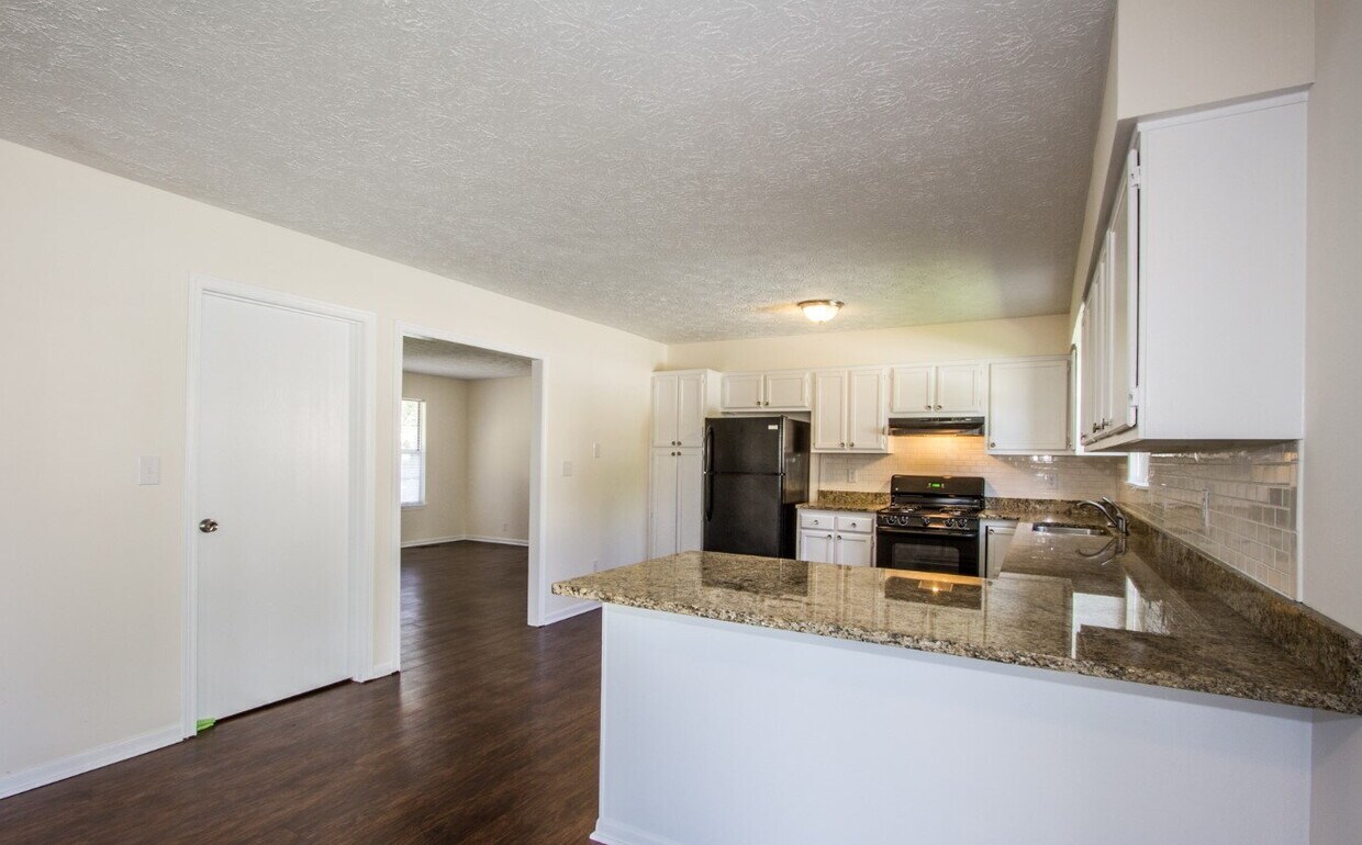 Foto del edificio - 3281 Cherry Lake Ln