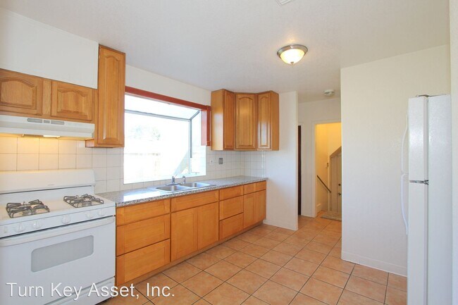 Foto del edificio - 3 br, 2.5 bath House - 3292 38th Ave
