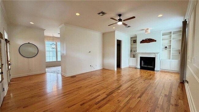Foto del edificio - 18123 Cusachs Dr