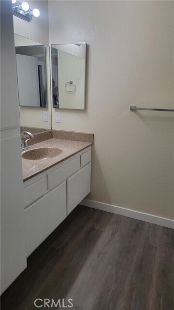 Foto del edificio - 5882 Western Ave