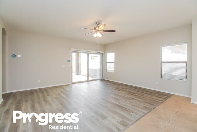 Foto del edificio - 44331 Rhinestone Rd